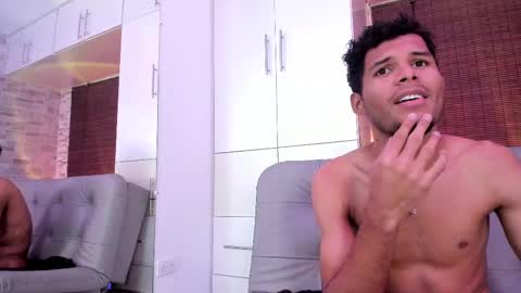 Mia online show from 1, 3, 2025