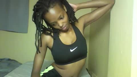 Snapshot of miami_muffin chatting on 2, 2, 2026 Muffin online show from 2, 2, 2026