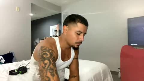 Snapshot of miamiclos1 chatting on 9, 12, 2024 miamiclos1 online show from 9, 12, 2024