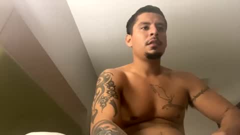 Snapshot of miamiclos1 chatting on 7, 1, 2025 miamiclos1 online show from 7, 1, 2025