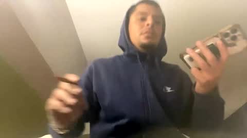 Snapshot of miamiclos1 chatting on 14, 1, 2025 miamiclos1 online show from 14, 1, 2025