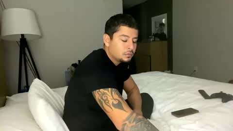 Snapshot of miamiclos1 chatting on 24, 1, 2025 miamiclos1 online show from 24, 1, 2025