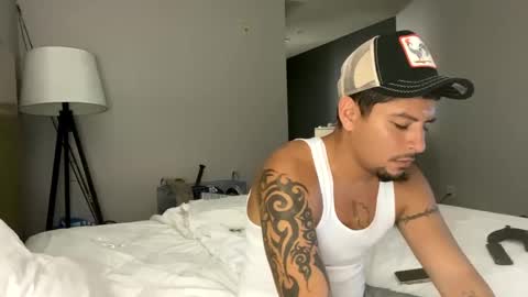 Snapshot of miamiclos1 chatting on 29, 1, 2025 miamiclos1 online show from 29, 1, 2025