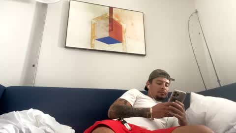 Snapshot of miamiclos1 chatting on 31, 1, 2025 miamiclos1 online show from 31, 1, 2025