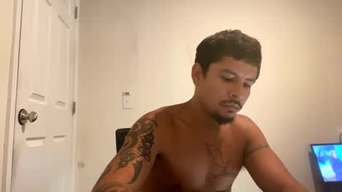 Snapshot of miamiclos1 chatting on 9, 9, 2025 miamiclos1 online show from 9, 9, 2025