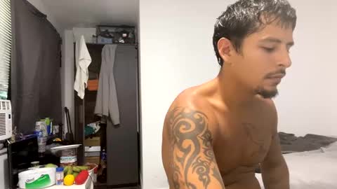 Snapshot of miamiclos1 chatting on 25, 9, 2025 miamiclos1 online show from 25, 9, 2025