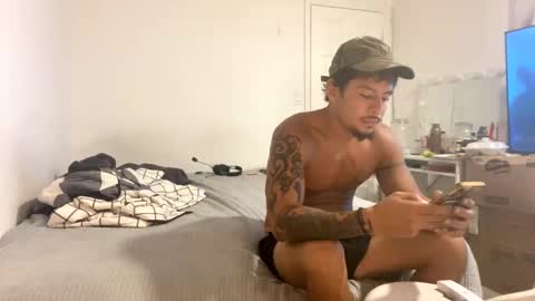 Snapshot of miamiclos1 chatting on 30, 10, 2025 miamiclos1 online show from 30, 10, 2025