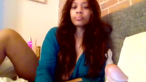 MiaMuffn online show from 13, 4, 2026