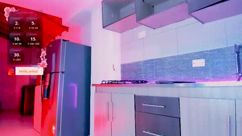 Snapshot of miapink_ofi_ chatting on 23, 9, 2025 miapink_ofi_ online show from 23, 9, 2025