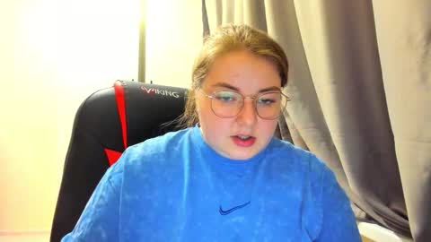 Snapshot of miapisa chatting on 16, 10, 2025 miapisa online show from 16, 10, 2025