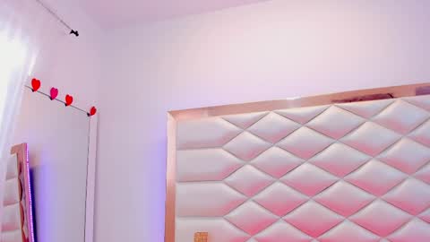 Sweetie Mia online show from 25, 2, 2025