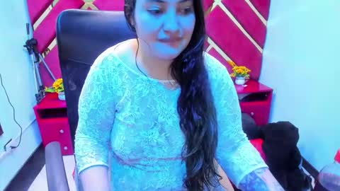 MiaRouse online show from 13, 2, 2026