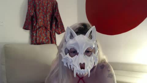 Snapshot of miashibari chatting on 6, 10, 2025 Mia online show from 6, 10, 2025