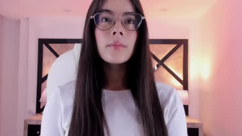 Snapshot of miasilverr chatting on 3, 3, 2025 Mia online show from 3, 3, 2025