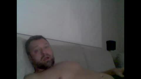 Snapshot of miasom1115 chatting on 14, 12, 2025 miasom1115 online show from 14, 12, 2025