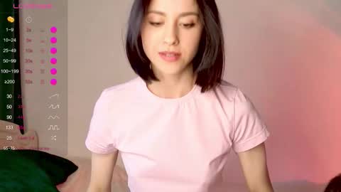 Mia online show from 5, 11, 2025