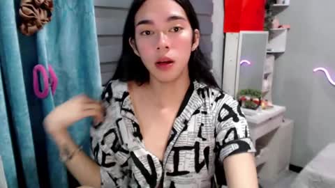 Mia online show from 31, 5, 2026