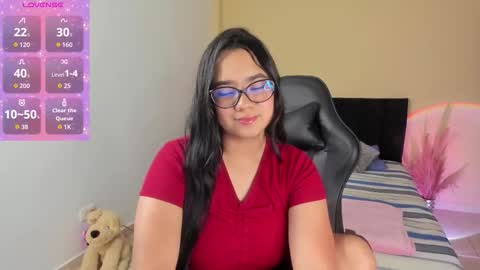 Mia Varela online show from 19, 10, 2025