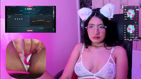 Snapshot of miavoss_ chatting on 22, 1, 2025 mia online show from 22, 1, 2025