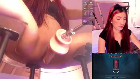 Snapshot of miavoss_ chatting on 5, 11, 2025 mia online show from 5, 11, 2025