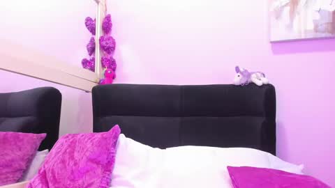 Snapshot of miaweiss chatting on 11, 12, 2024 MiaWeiss online show from 11, 12, 2024