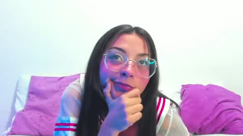 MiaWeiss online show from 30, 6, 2026