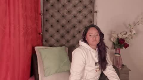 micaelahott_ online show from 8, 3, 2025