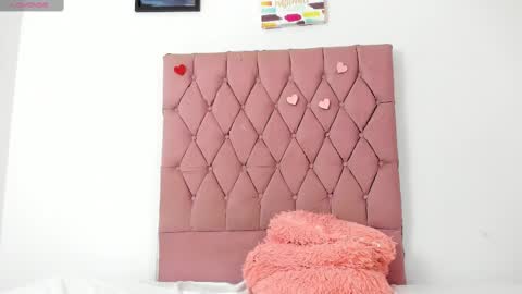 Snapshot of michael_and_sharon chatting on 9, 10, 2025 Micky and Sharon online show from 9, 10, 2025