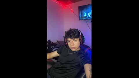 Snapshot of michael_kendall0 chatting on 30, 1, 2025 michael independent model online show from 30, 1, 2025