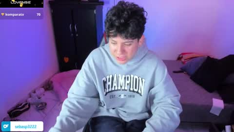 Snapshot of michael_kendall0 chatting on 24, 2, 2025 michael independent model online show from 24, 2, 2025