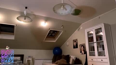 Emily online show from 30, 11, 2025