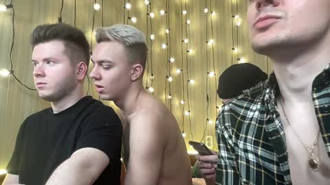 Snapshot of michael_sexdevil chatting on 2, 2, 2025 michael_sexdevil online show from 2, 2, 2025