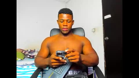 Snapshot of michael_smitht chatting on 28, 10, 2025 Michael online show from 28, 10, 2025