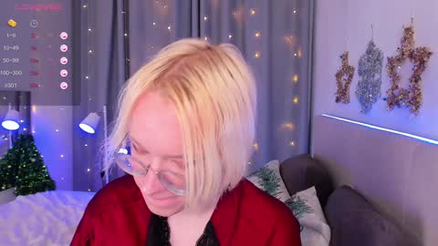 Snapshot of michael_swan chatting on 7, 12, 2024 Michel online show from 7, 12, 2024