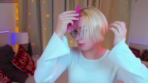 Snapshot of michael_swan chatting on 20, 12, 2024 Michel online show from 20, 12, 2024