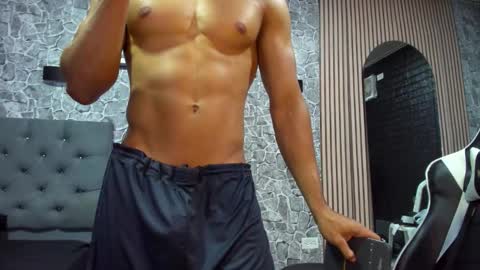 michael_torres15 online show from 20, 9, 2025