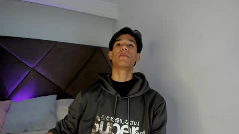 Snapshot of michael_vidal chatting on 1, 11, 2025 michael_vidal online show from 1, 11, 2025