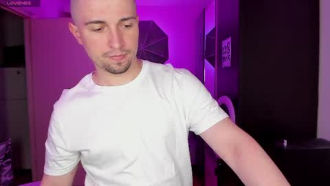 Michael online show from 28, 7, 2026