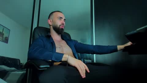 MichaelEvansx online show from 4, 3, 2025