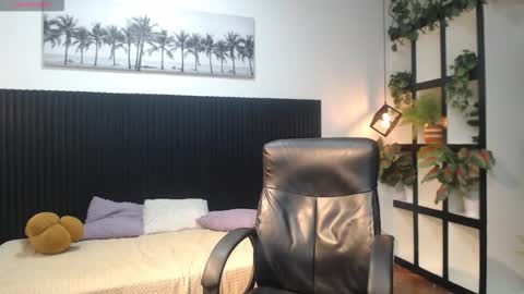 michaelkoiv online show from 20, 12, 2025