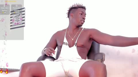 Snapshot of michaell_james chatting on 6, 1, 2025 Michaell online show from 6, 1, 2025