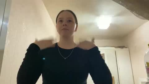 Snapshot of michaellacognata chatting on 21, 12, 2025 Michaell online show from 21, 12, 2025