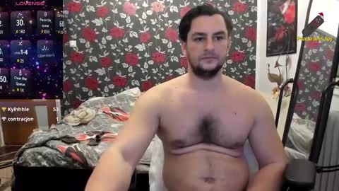 Snapshot of michaelragnar90 chatting on 8, 1, 2025 michaelragnar90 online show from 8, 1, 2025