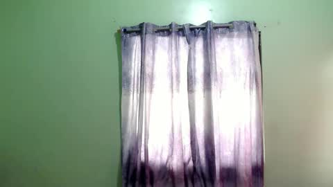 Snapshot of michaeltagocon chatting on 8, 2, 2025 My name is Kel 18. 53 short and petite... online show from 8, 2, 2025