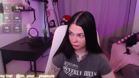 Snapshot of michela_fruet chatting on 21, 12, 2025 Kate online show from 21, 12, 2025