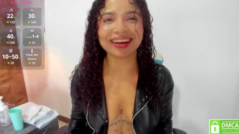 Snapshot of michell__evans chatting on 19, 9, 2025 Michell online show from 19, 9, 2025