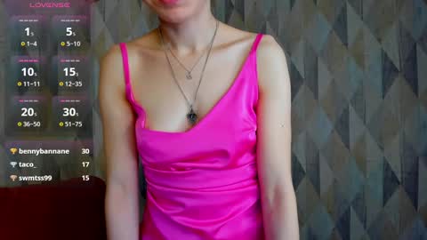 Snapshot of michelle_blond chatting on 18, 1, 2025 michelle_blond online show from 18, 1, 2025