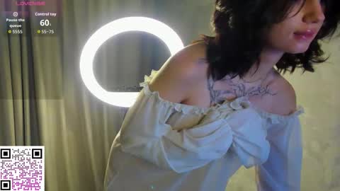 Snapshot of michelle_murray chatting on 29, 10, 2025 ichelle online show from 29, 10, 2025