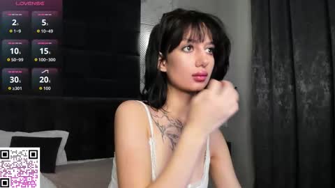 Snapshot of michelle_murray chatting on 17, 11, 2025 ichelle online show from 17, 11, 2025