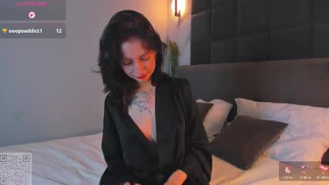 Snapshot of michelle_murray chatting on 27, 11, 2025 ichelle online show from 27, 11, 2025